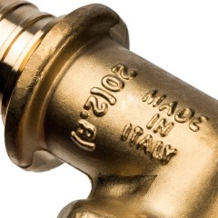 Угольник переходник Италия SFA-0005-002034 с наружной резьбой 20xR 3/4