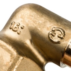 Угольник переходник Италия SFA-0006-001634 с внутренней резьбой 16xG 3/4
